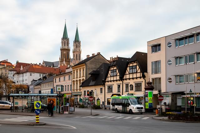 Niedermarkt - Dreh und Angelpunkt der Arbeits- und SchülerInnen Pendler | Foto: Peter Havel