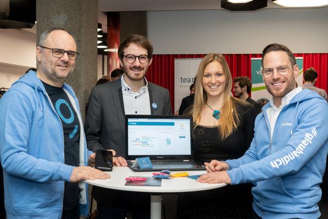 V. l.: Maximilian Pointner (Vorstandsdirektor Sparkasse OÖ), Markus Koblmüller (CEO Team Echo), Anna Pollhammer (Gründerin Innoviduum), Johannes Pracher (Leiter Startrampe). | Foto: Sparkasse OÖ