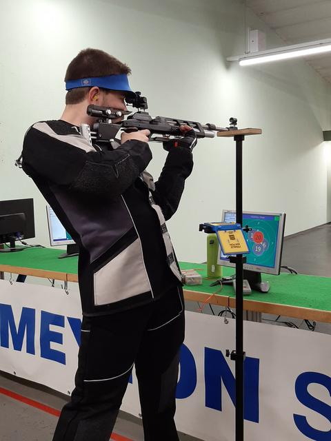 Junior Peter Kokoll sichert sich den Titel. | Foto: Marlene Baumgartner