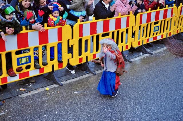 Jede Wette: Das ist die kleinste Mini-Hexe, die die Fasnacht heuer zu bieten hat!