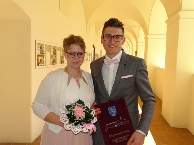 Wildon single app. Eberndorf singles frauen. Puchenau meine dating den in siegendorf stadt singles. Klaus junge leute kennenlernen. Hartkirchen frau single. Dating den in siegendorf: Reiche mnner kennenlernen aus
