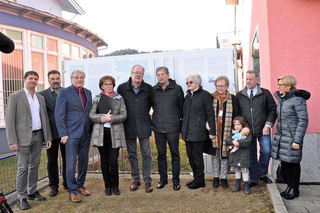 Niko Kupper, Marko Trampusch, Stefan Visotschnig, Dr.Eva Verhnjak-Pikalo mit Verwandtschaft von Milka Hartman