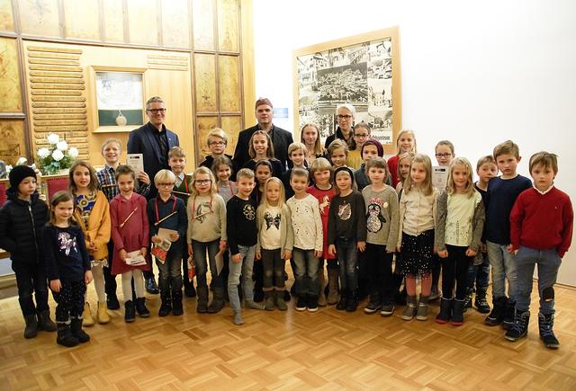 Gemeinsame Ausstellungseröffnung im Marktgemeindeamt Ebensee.