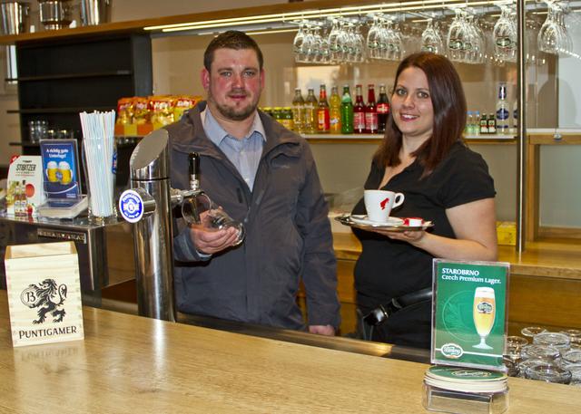 Mario Schweighofer und Alexandra Janisch eröffnen ihr Erlebnisrestaurant "Zum Kleeblatt". | Foto: Peter Seper