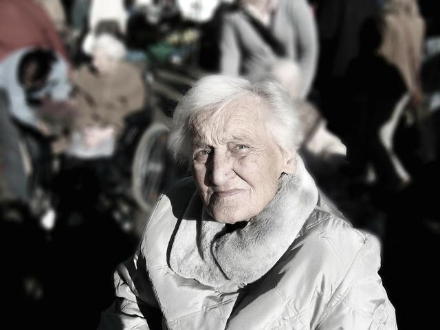 Pflege: Statt 40 Stunden soll eine 35 Stunde-Woche gelten, und das bei gleichem Geldbezügen.