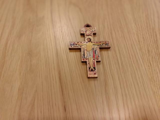 Die Richtervereinigung lehnt Kreuze in Gerichtssälen ab und fordert eine einheitliche Lösung für alle religiösen Symbole. | Foto: Naz Kücüktekin