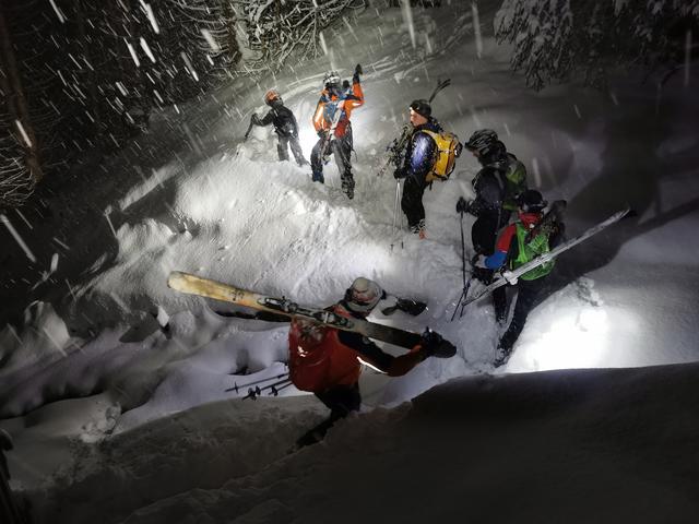 Die Bergretter brachten einen Dänen mit seinem Sohn vom Stubnerkogel sicher ins Tal. | Foto: Bergrettung, Kremser