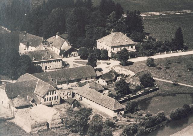 Historische Aufnahme vom Firmengelände in Hirt