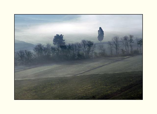 Bild 26: So wie der Tag um diese Jahreszeit (Ende April) schwindet so bricht ein neuer Tag nach der Nacht ähnlich schön oder gar noch schöner wieder an. Früh aufstehen lohnt sich in jeden Fall, selbst wenn Regen angesagt ist. | Foto: © by Helene Kramarcsik