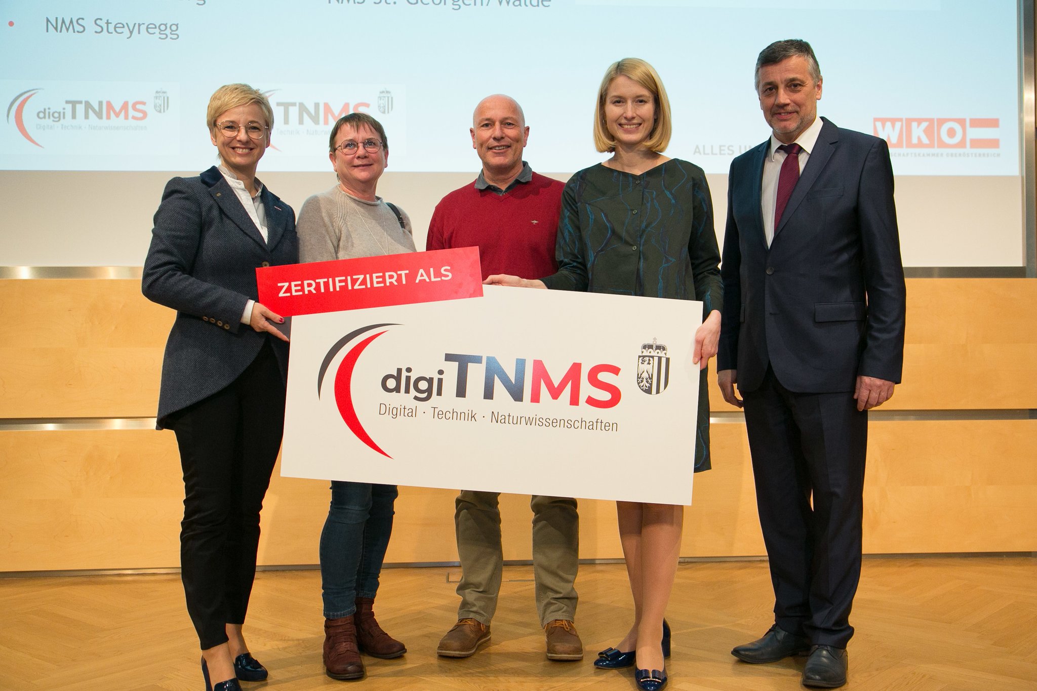 Zertifizierung Die Neuen Mittelschulen werden digital UrfahrUmgebung