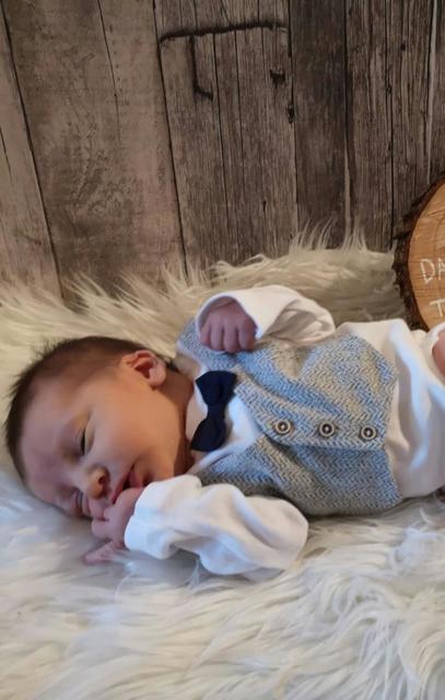 Luca
Geburt: 4. November
Eltern: Sabrina Berghold und
Patrick Oberegger, Feldbach
2.720 g, 50 cm
