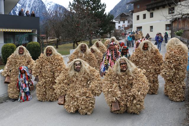 Die ersten Maschgarar als solche waren die Dorfbewohner von Sautens selbst