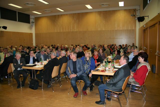 Großes Interesse herrschte bei den über 150 Delegierten.