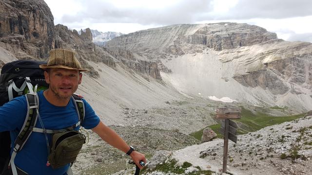 Reinhard Atteneder hat vor zehn Jahren das Weitwandern für sich entdeckt.  | Foto: Privat