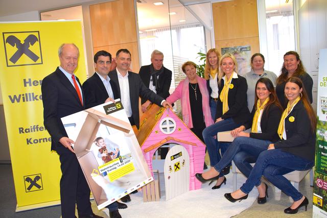 Wohntraumtag in Korneuburg: Anton Hechtl, Christian Gepp, Christoph Hackel, Andreas Korda, Helene Fuchs-Moser, Michaela Hardegg, Katrin Vallant, Margit Benes-Oeller, Tanja Schmid, Carmen Windisch und Sylvia Pfeifer.