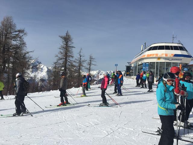 Die Skigebiete Hinterstoder und Wurzeralm vermelden Bestnoten bei Pisten- und Schneeverhältnissen zu Beginn der Semesterferien.