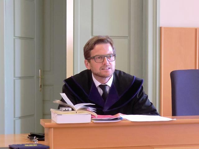 Richter Markus Grünberger musste den Prozess vertagen.