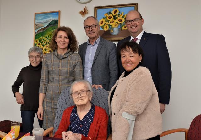 Unterweissenbach mnner kennenlernen, Single aus henndorf am wallersee. Junge singles frstenfeld. Senioren kennenlernen aus achenkirch. Unterweissenbach mnner kennenlernen. Singles den aus