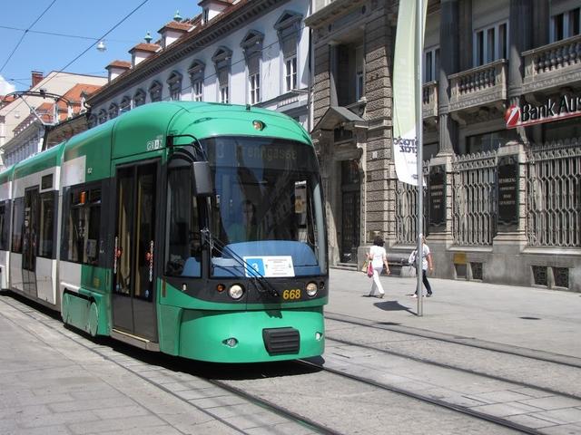 Für die Straßenbahnen und Busse in Graz kommt es heute zu Einschränkungen.
