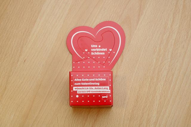 Die Geschenke wurden liebevoll verpackt.