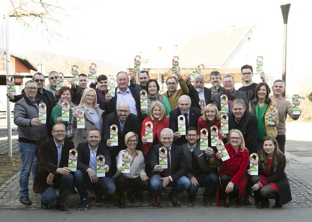 Am Samstag Vormittag präsentierte Bgm. Helmut Leitenberger mit Stolz sein Team für die bevorstehende Gemeinderatswahl.