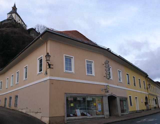 Der einzige „Kost-Nix-Laden“ im Bezirk St. Veit ist in Friesach untergebracht.