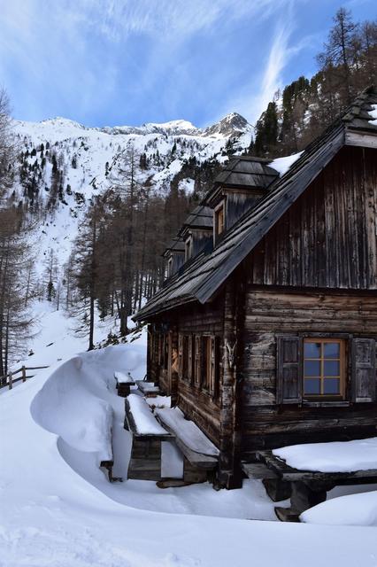 Die Mösl Hütte ist im Sommer bewirtschaftet 