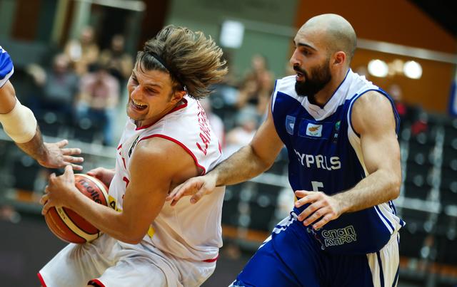 Voller Einsatz: Der gebürtige Grazer Moritz Lanegger geht auch für das österreichische Basketball-Nationalteam auf Korbjagd.