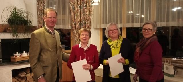 Die Mitglieder der Naturfreunde Bad Goisern bei der Jahresversammlung.