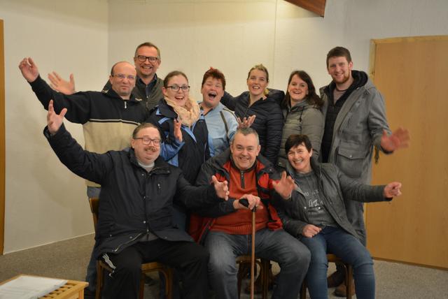 "Die Lengenbacher" bei der Probe von "Die fidele Kurklinik" im Gasthaus Schmölz