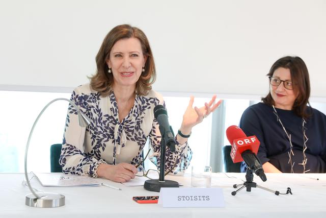 Geschäftsführerin der Vienna Film Commission Marijana Stoisits (l.) und Veronica Kaup-Hasler, amtsführende Stadträtin für Kultur und Wissenschaft.