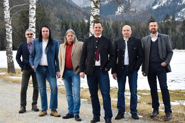 Das neue Kandidatenteam der SPÖ Tragöß-St. Katharein mit Gerhard Hindler, Willibald Zechner, Günter Jessner, Markus Haring, Andreas Milchrahm und Rene Moderer.