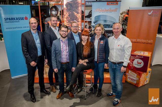 Marc Thellmann, René Kirchberger, Julian Wühl, Philipp Machacek, Sonja Krennmair, Eva Braumandl, Christian Windhager (v.l.)