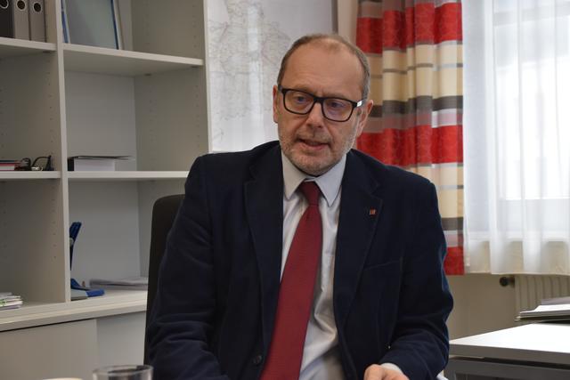 Eine Herausforderung für die Exekutive im Bezirk stellten indes die Dosierampelregelung sowie die Fahrverbote im vergangenen Jahr dar, sagt BH-Stv. Herbert Haberl.  | Foto: Barbara Fluckinger