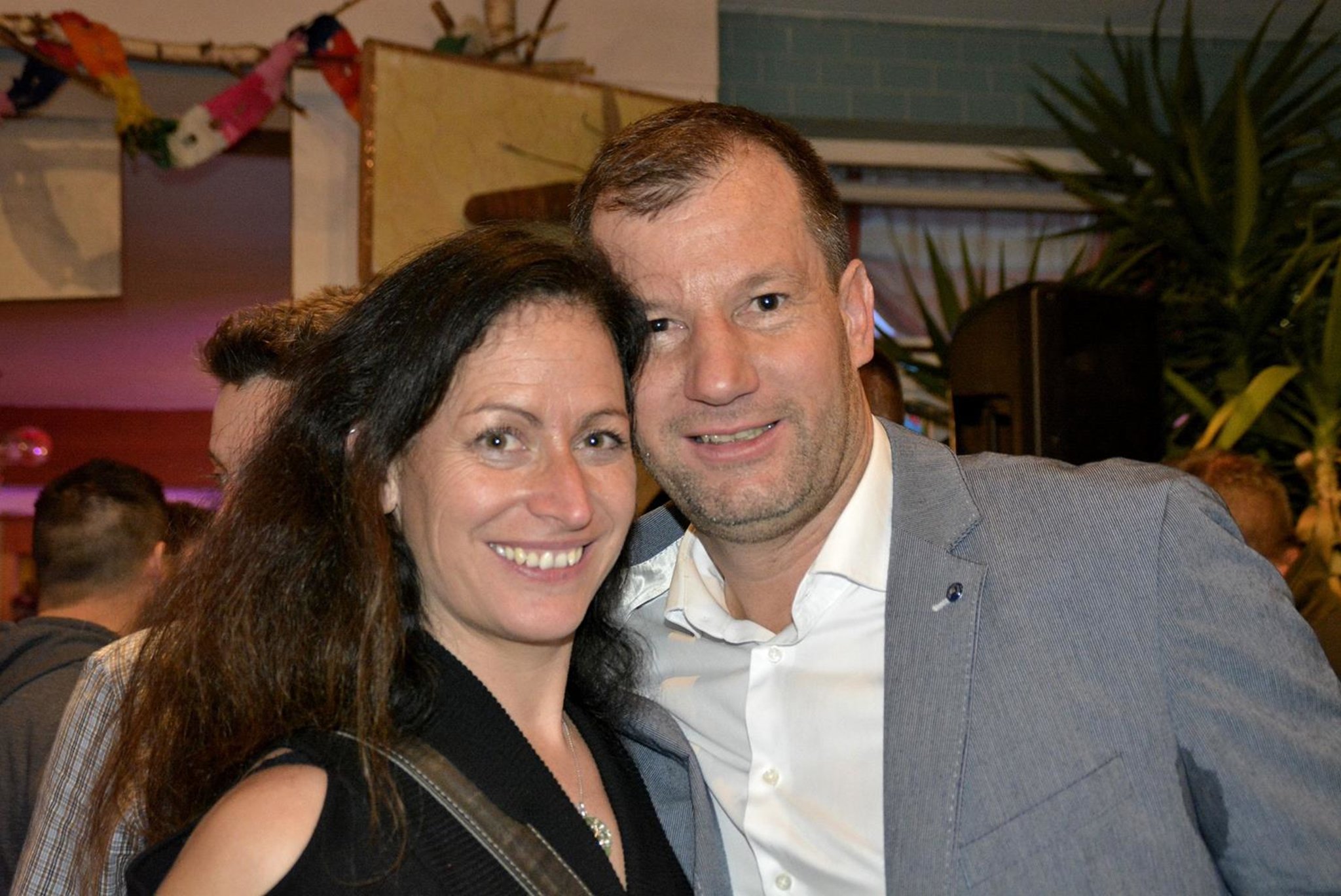 Sex dating in Uffenheim. Dating seiten aus leutschach an der weinstrae. Kostenlos flirten aus sankt Eisenkappel-vellach neu leute kennenlernen. Single Single aktiv in priel Faistenau partnersuche und umgebung