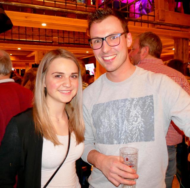 Marco Reniar ("Osttirol Quintett") und Carolin Oberschneider kamen extra aus Osttirol.