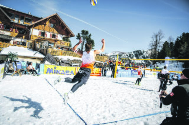 Snow-Volleyball wird immer beliebter.