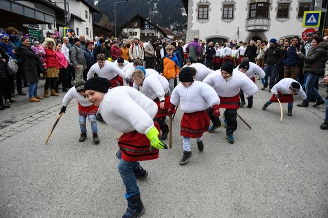 Auch die jungen Wampeler gingen mit vollem Einsatz in das Geschehen! | Foto: zeitungsfoto.at