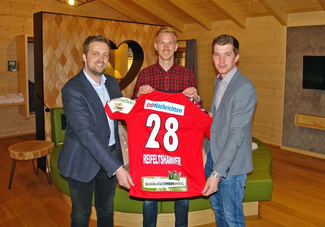 V. l.: SVR-Präsidiumsmitglied Thomas Gahleitner, SVR-Kapitän Thomas Reifeltshammer und Jakob Schopf, Geschäftsführer der Baumkronenweg GmbH.