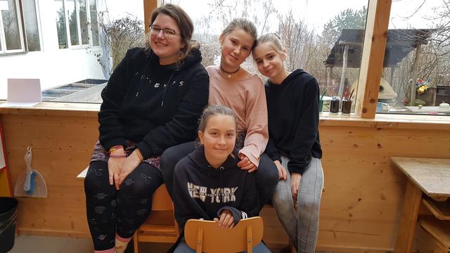 Eileen unterstützt die Freiraumschule Kritzendorf als freiwillige Volontärin. | Foto: Freiraumschule Kritzendorf