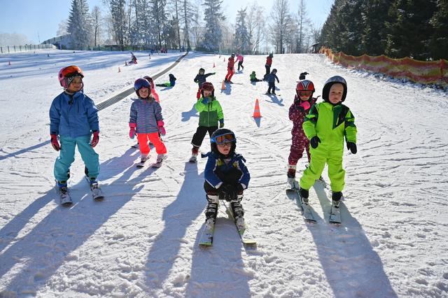 Gemeinsam den Hang hinunter zu flitzen, machte den Kindergartenkindern besonders viel Spaß. | Foto: dp-photography