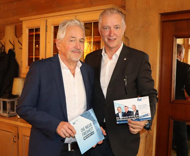 Landesobmann Winfried Vescoli (li.) und Spitzenkandidat Fachgruppe Agrarhandel Claus Aniballi. | Foto: Othmar Kolp