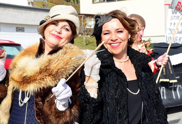 die "Goldenen Zwanziger Jahre" mit Bürgermeisterin Mag. Barbara Schwarz (re)