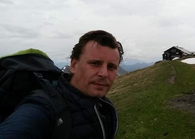 Oliver Ertl, Angestellter, Bad Hofgastein:
Meiner Meinung nach lebt das Gasteinertal durch das Helene Fischer Konzert wieder einmal auf. Die Medienpräsenz ist unbezahlbar. Ich hoffe, dass sich dieses Event nachhaltig auf unseren Tourismus auswirkt und noch mehr Gäste bewegt ihren Urlaub bei uns zu verbringen.