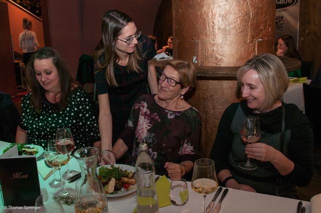 Die Gäste wurden kulinarisch verwöhnt und bestens unterhalten! | Foto: Thurner