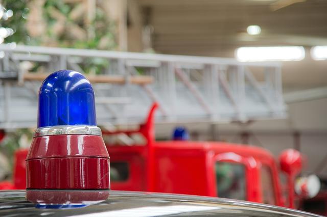 Zweimal kamen die Freiwilligen Feuerwehren zum Einsatz. Bei Sattendorf brannte ein 100 m2 großes Waldgrundstück.
