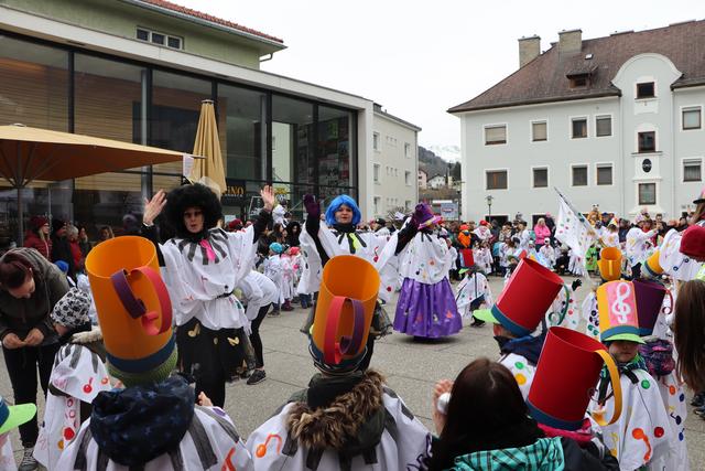 Bunter Faschingsspaß mit den Kindergartenkindern am Faschingsdienstag! | Foto: Siegele/Thurner
