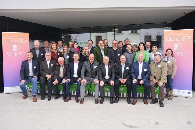 Die erste steirische Leader-Obleute-Sitzung fand in Gleisdorf statt. Für die Region Mariazellerland-Mürztal mit dabei Obmann Karl Rudischer und Geschäftsführerin Maria Hell.