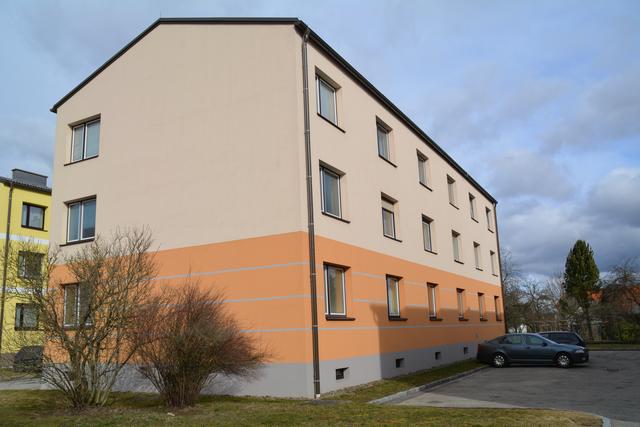 In diesem Wohnhaus wurde die Tote entdeckt. Sie könnte bis zu zwei Wochen in in der Abstellkammer gelegen haben.