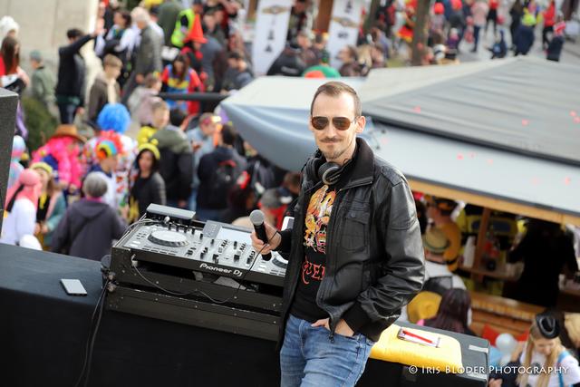 DJ Markus Weiss heizte mit den besten Partyhits den rekordverdächtig vielen Besuchern ordentlich ein